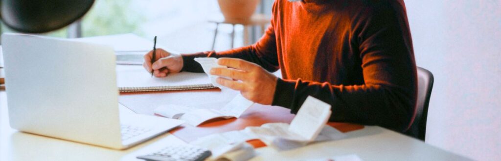 Desafios do empreendedorismo: como sair do básico e vender mais?